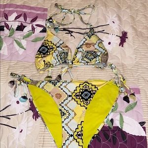 H&M LIME GREEN TWO PIECE SWIMSUIT